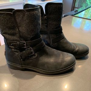 Waterproof UGG boots women’s size 11